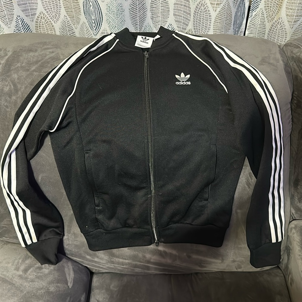 Men’s adidas 3 striped jacket size small